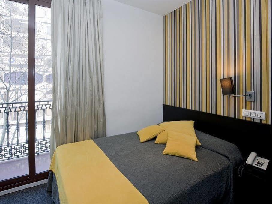 Hotel Casa Trafalgar Barcelona Exterior photo
